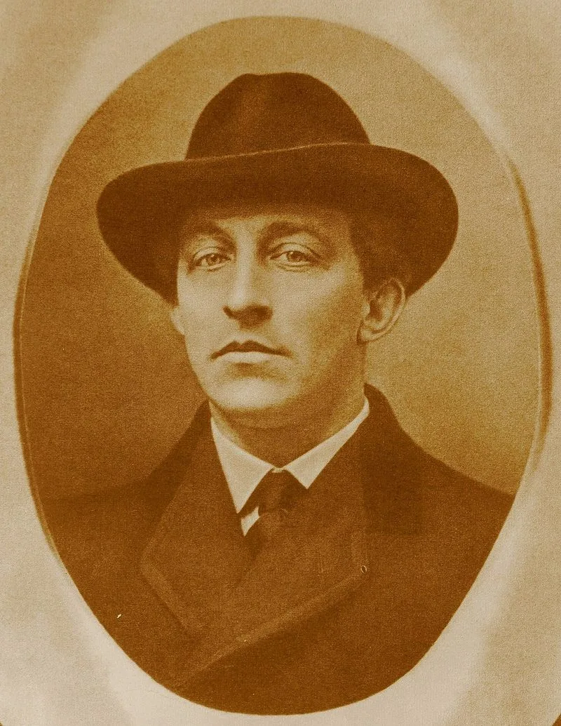 Portrait d'Alexandre Blok, po&egrave;te symboliste russe, vers 1907